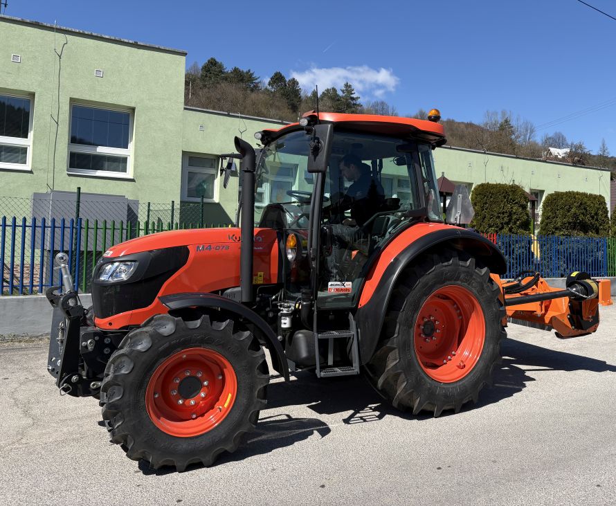 Traktor pre Dolnú Porubu