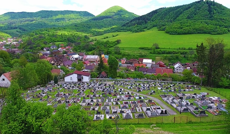 Cintorín v Dolnej Porube